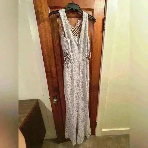 City Studio sliver dress size 3 - Picture 2 of 3